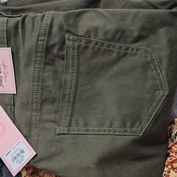 Juicy Couture Urban Olive Stretch Sateen Pants Size 8 - Picture 10 of 11
